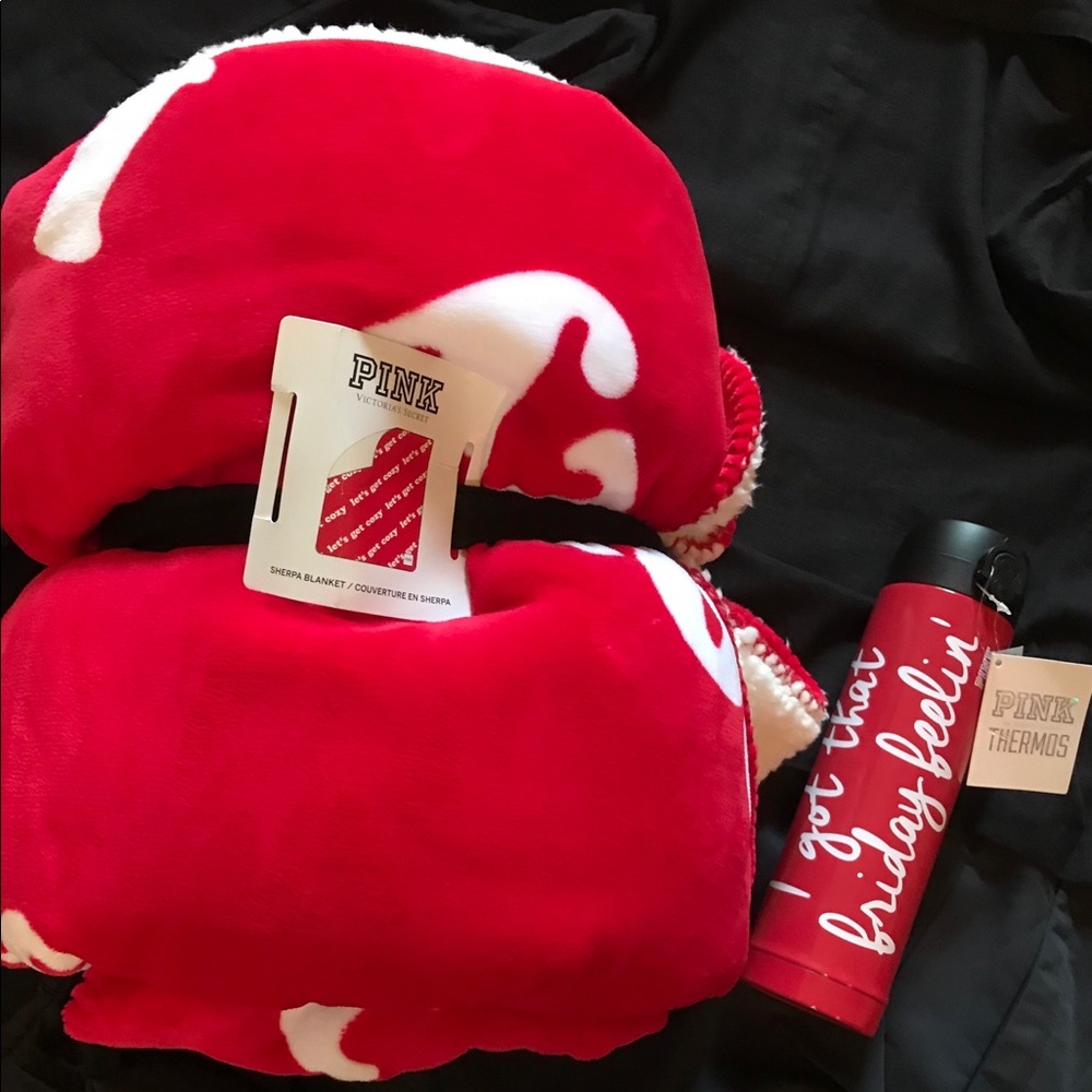 *BUNDLE* VS PINK Sherpa Blanket/Thermos